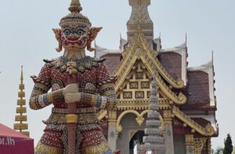 ท้าวเวสสุวรรณ ศาลหลักเมืองอุดรธานี