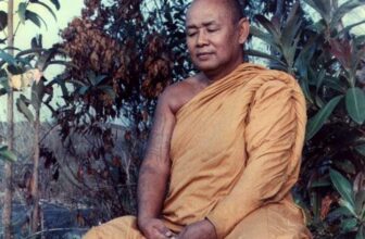 หลวงพ่อสมชาย